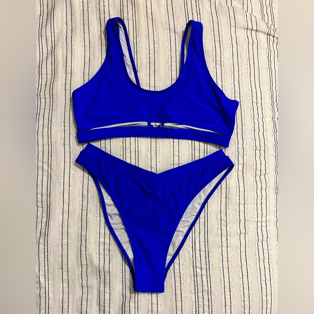NWOT Bright Blue Bikini Set from Amazon Size XL